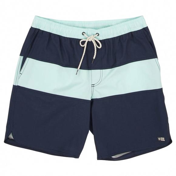 SALTY CREW Other - NEW SALTY CREW men's beacons boardies in navy